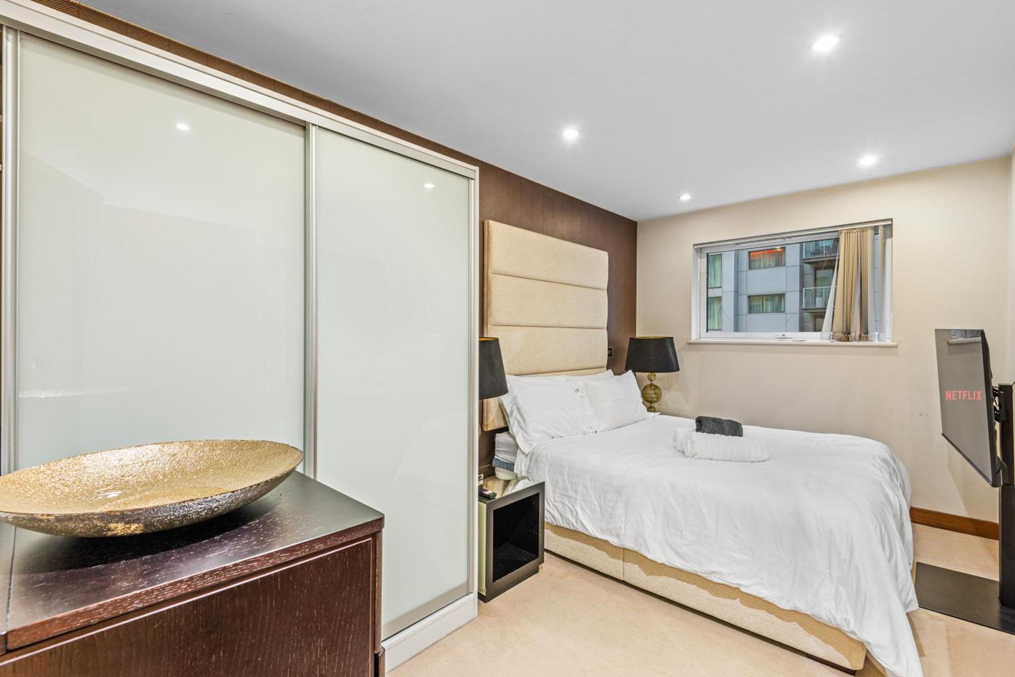 Londwell, Chelsea Living, Central Flat With Balcony Лондон Экстерьер фото
